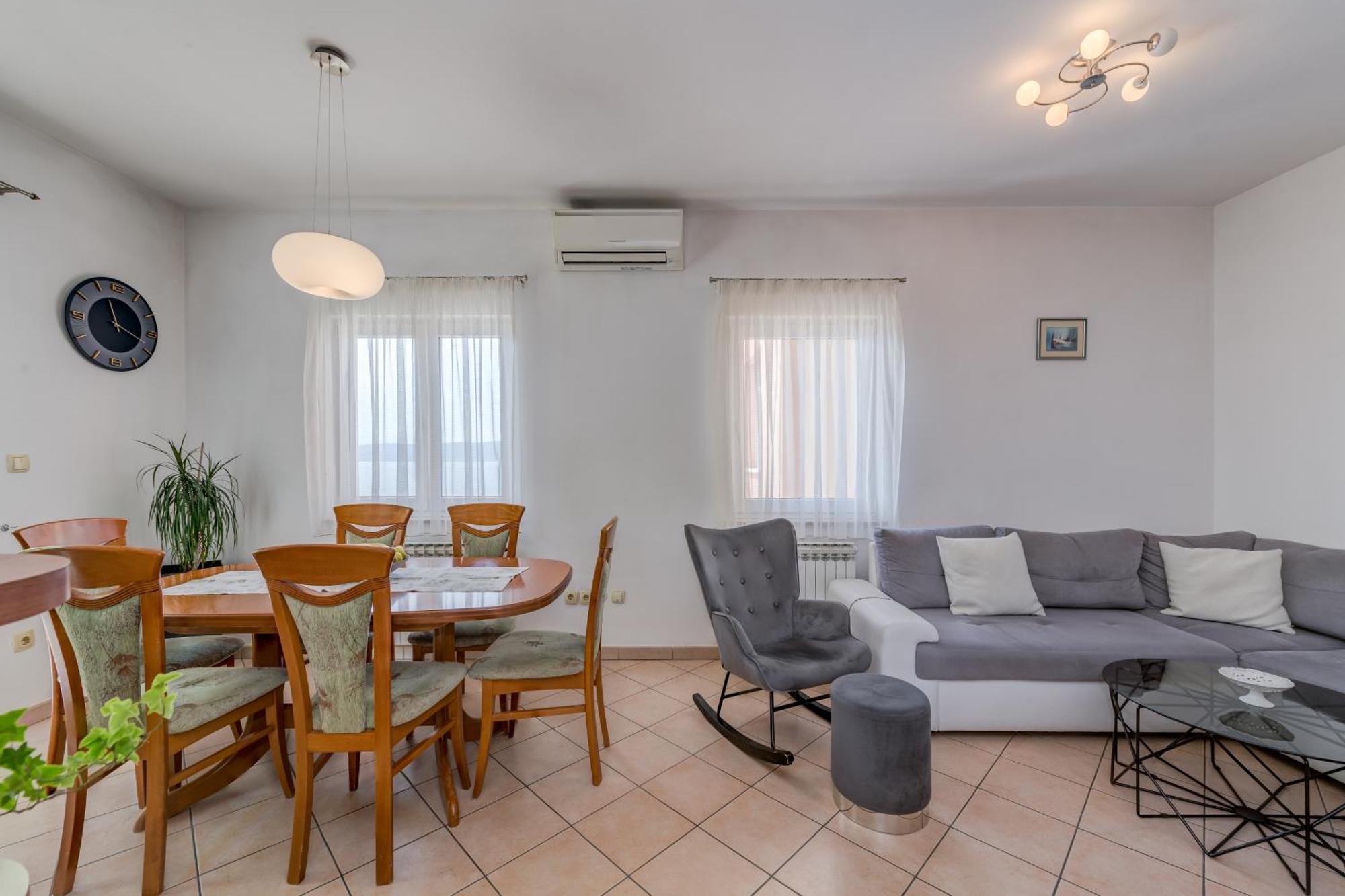 Apartment Krilo Jesenice Eksteriør bilde