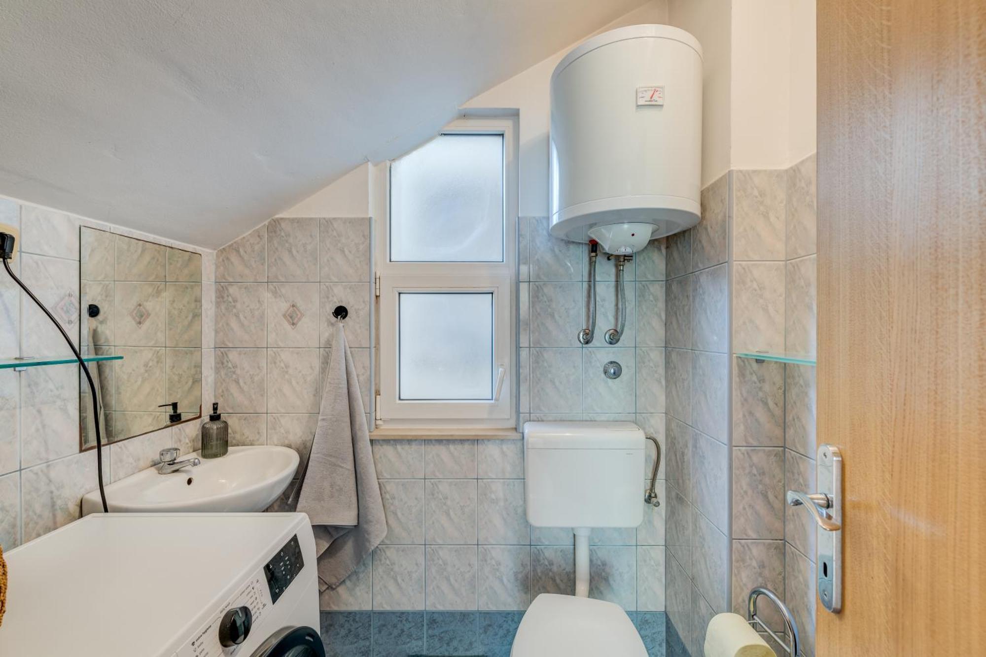 Apartment Krilo Jesenice Eksteriør bilde