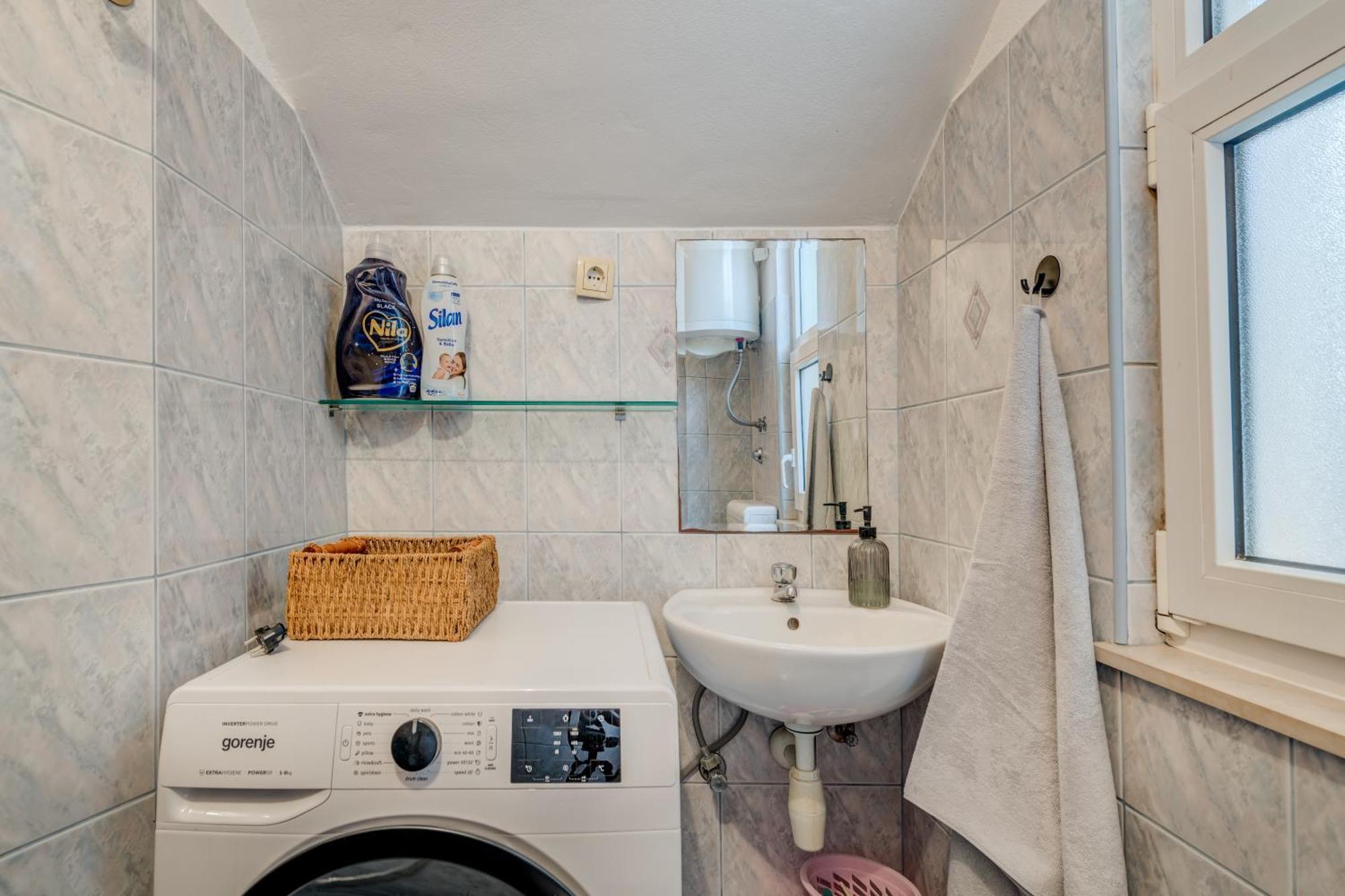 Apartment Krilo Jesenice Eksteriør bilde