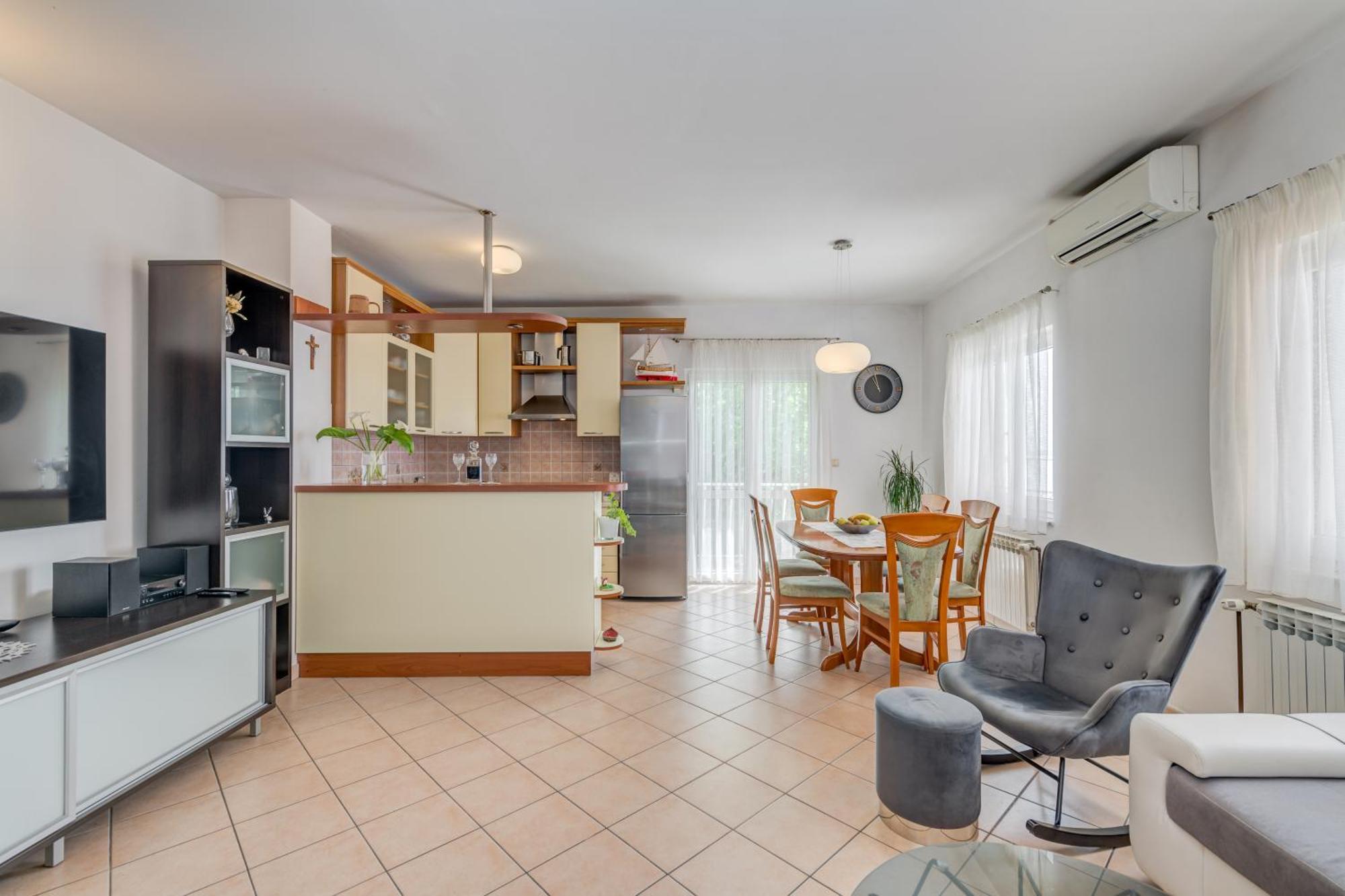 Apartment Krilo Jesenice Eksteriør bilde