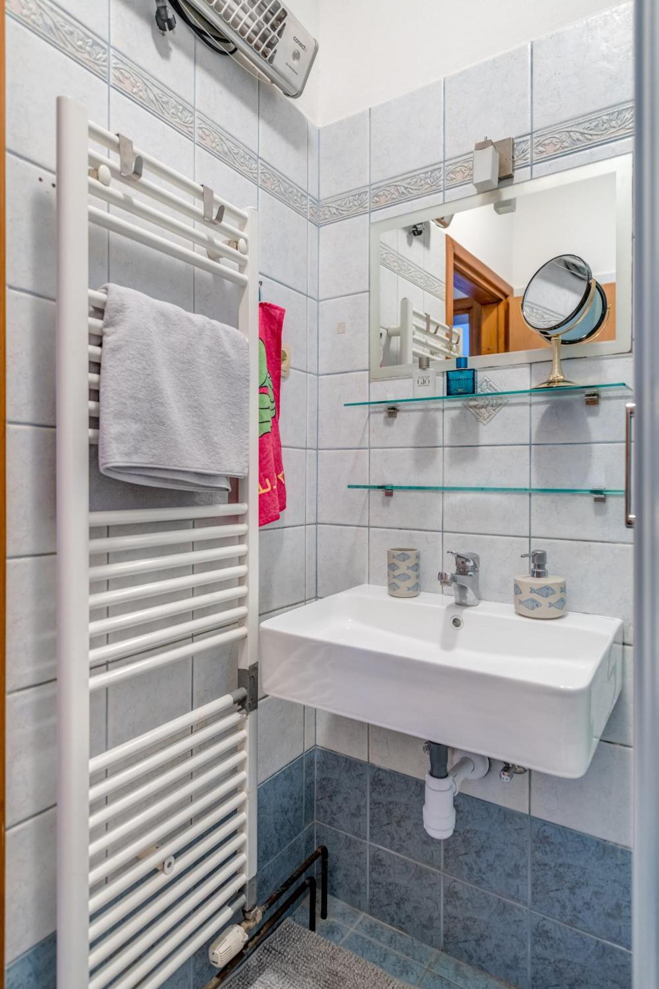 Apartment Krilo Jesenice Eksteriør bilde